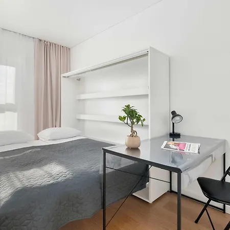 Modern Apartment With Parking Lodz Srebrzynska 12 By Heyrent Łódź