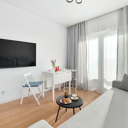 Modern Apartment With Parking Lodz Srebrzynska 12 By Heyrent Łódź